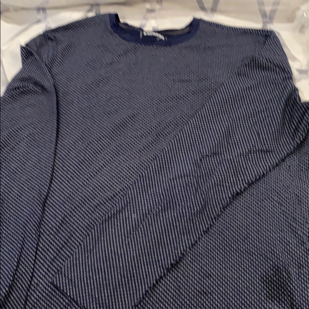 Men’s express xl moisture stretch shirt